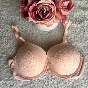 Lace T-Shirt Bra 🌸